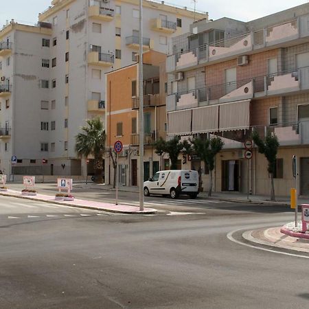 Apartamento Loft 92 Margherita Di Savoia Exterior foto